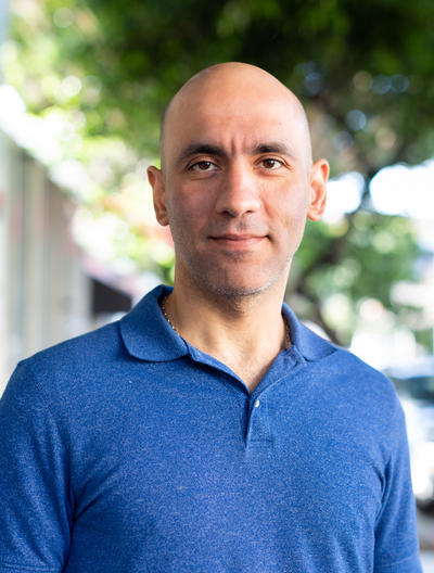 Zoom Brown Bag: An Indoor Navigation System using Computer Vision and Sign Recognition