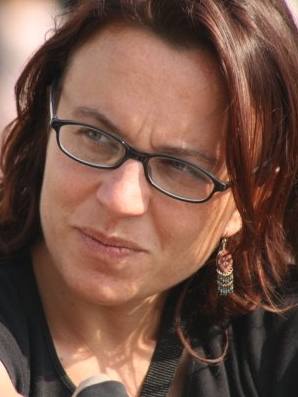 Eye movements as readout of predictive and decision processes